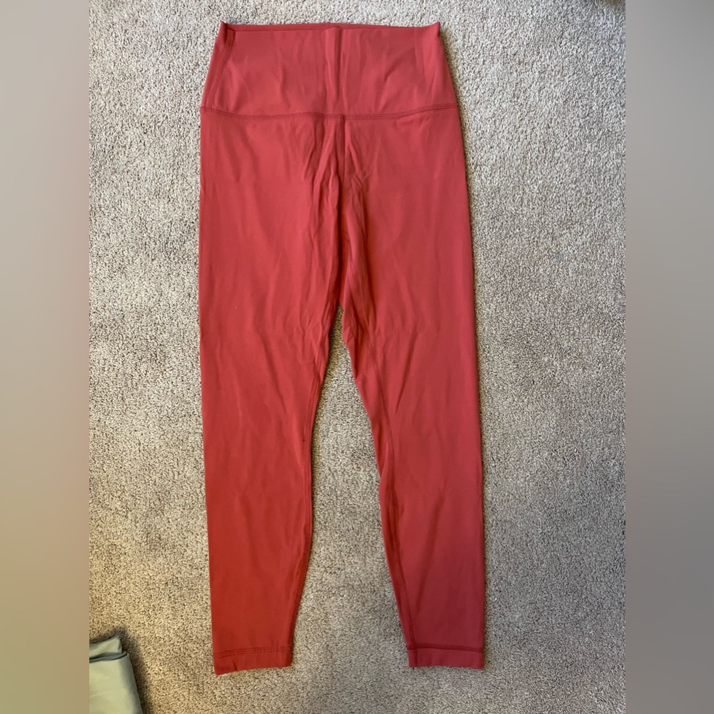 Athletic leggings